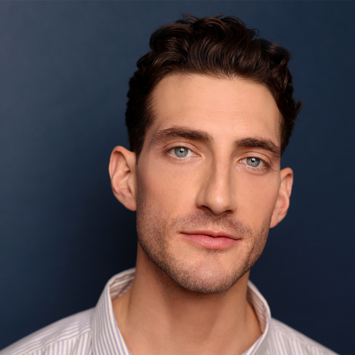 Andrews Elliott 500x500