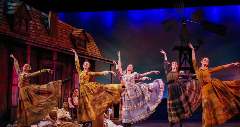 Explore Past Shows section image