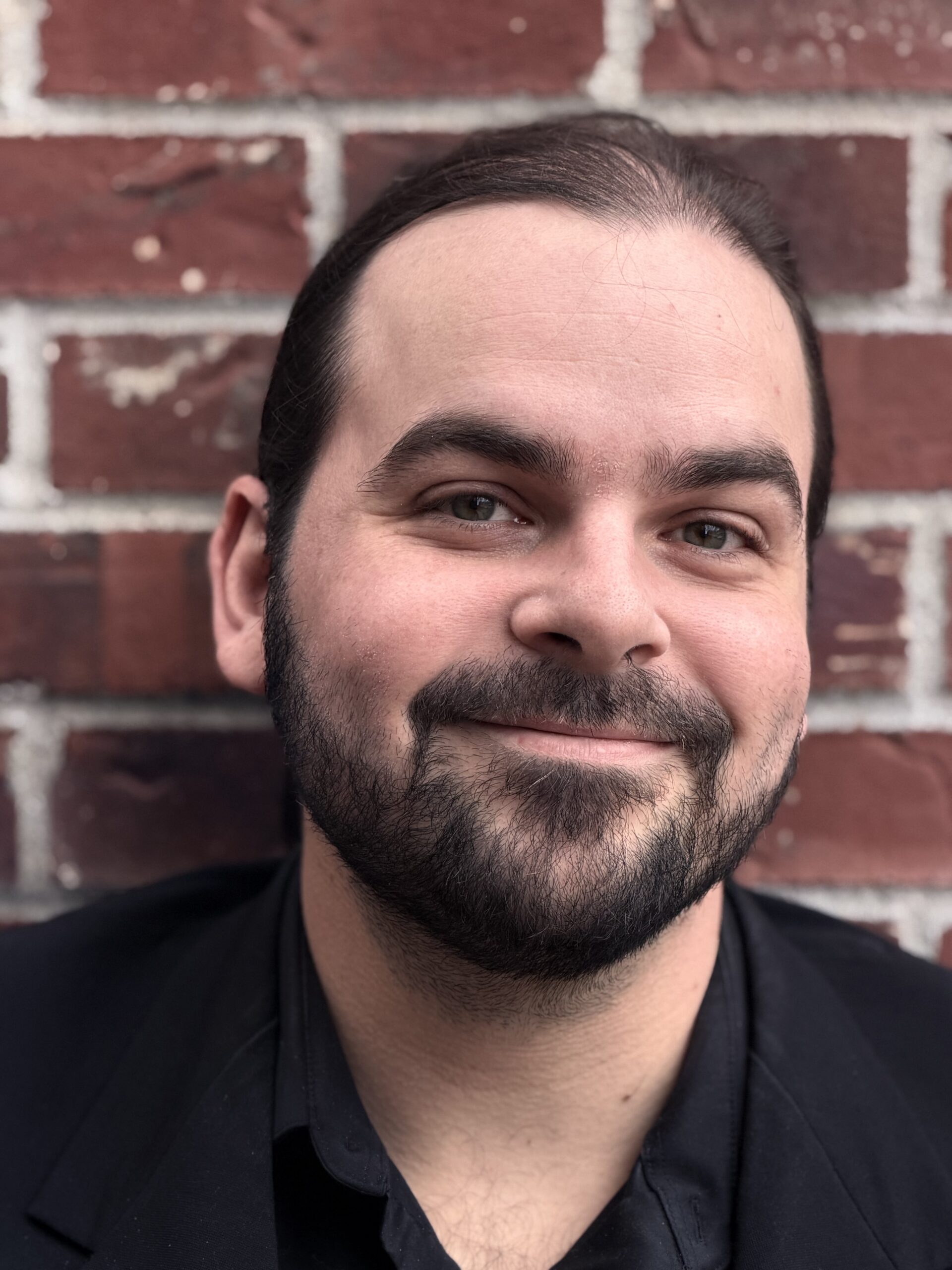 Isaac Foley Headshot