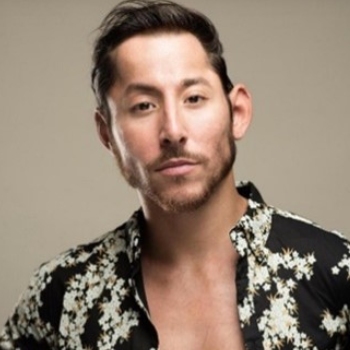 Disney's Frozen 10 Mike Baerga Bio IMg